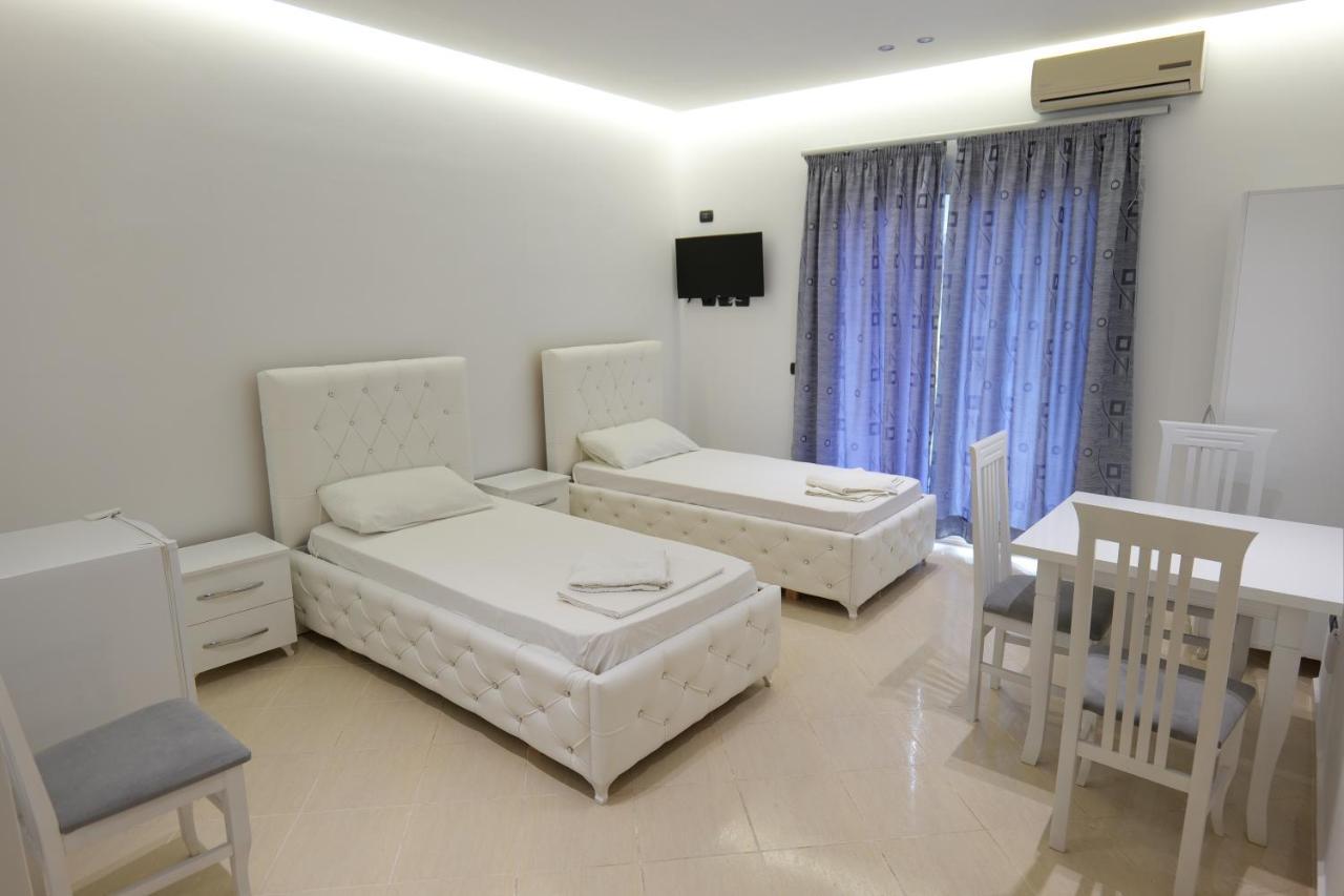 Hotel Dior ซารานเดอ ภายนอก รูปภาพ